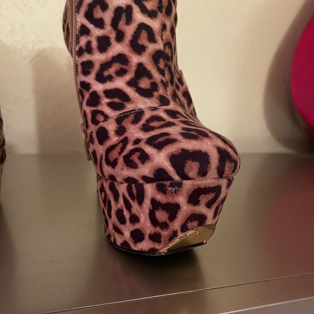 Leopard Print Booties - Picture 2 of 6